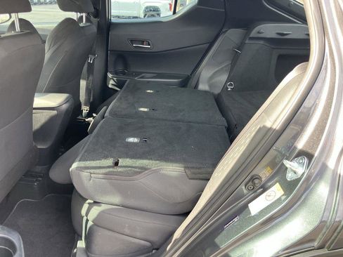 Used 2018 Toyota C-HR XLE image 23