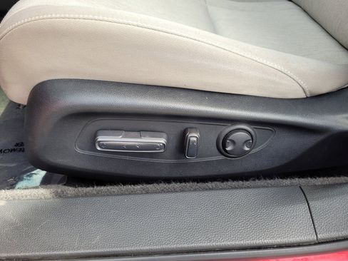 Used 2023 Honda Accord EX image 12