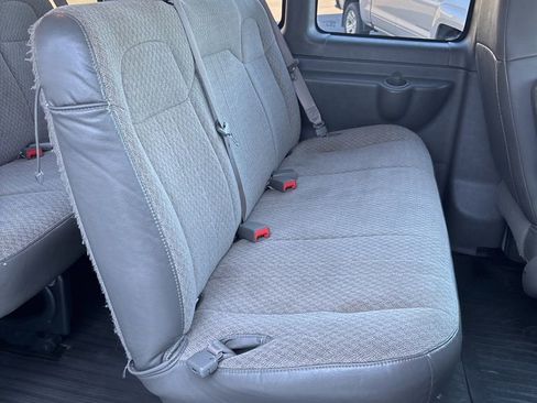 Used 2017 Chevrolet Express 3500 LT w/ LT Preferred Equipment Group image 33