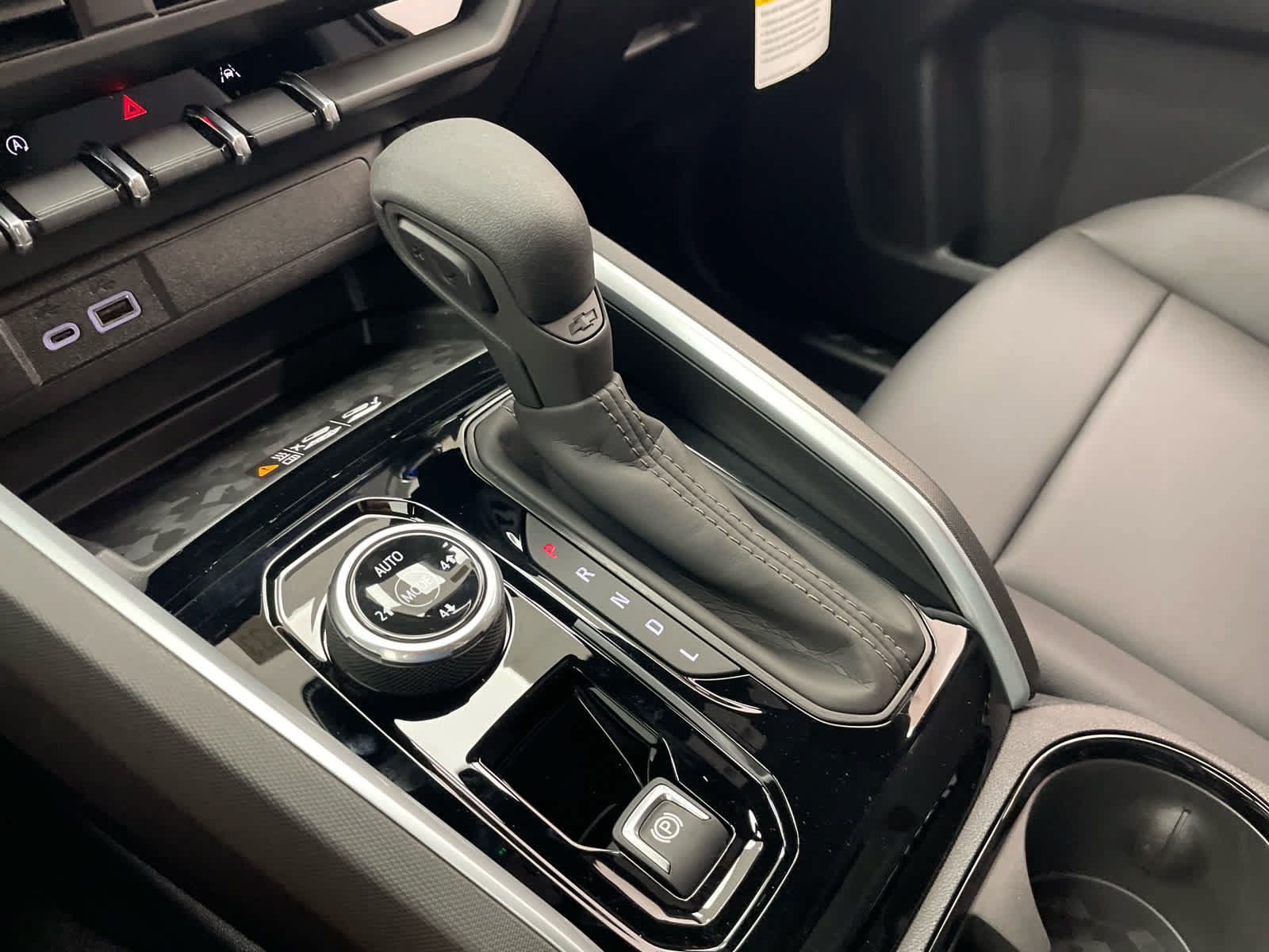 New 2026 Chevrolet Colorado Trail Boss AWD/4WD image 7