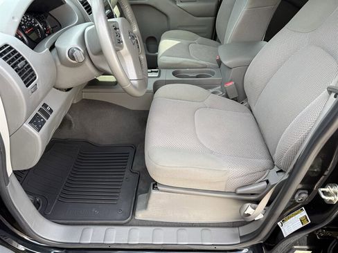 Used 2019 Nissan Frontier SV w/ Value Truck Package image 39