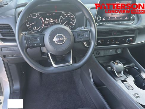 Used 2024 Nissan Rogue S FWD image 17