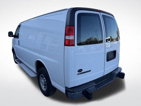 Certified 2023 Chevrolet Express 2500 w/ Driver Convenience Package image 6