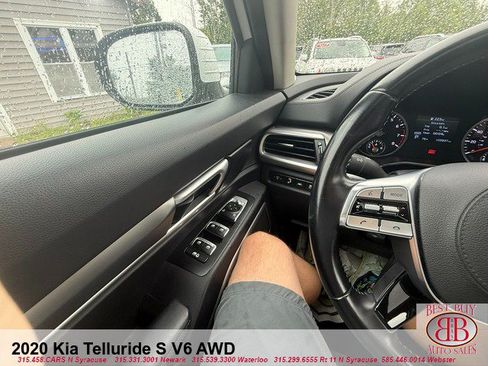 Used 2020 Kia Telluride S AWD/4WD image 17