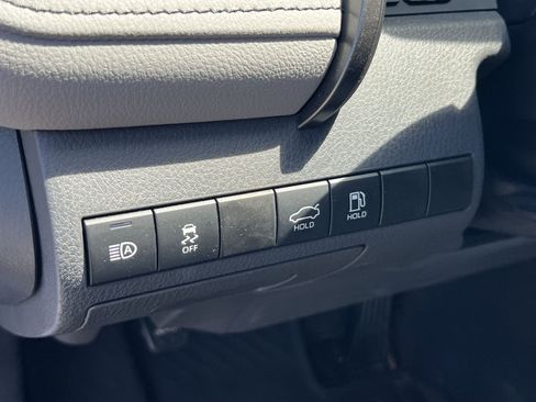 Used 2024 Toyota Camry SE FWD image 21