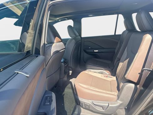 New 2026 Lexus TX 350 AWD image 11
