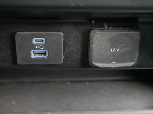 Used 2021 Ford F150 XL w/ Equipment Group 101A High AWD/4WD image 22