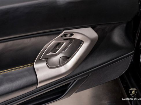 Used 2012 Lamborghini Gallardo LP 560-4 image 28