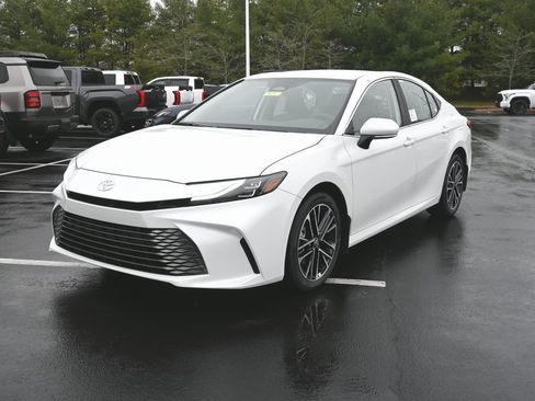 New 2026 Toyota Camry XLE image 2
