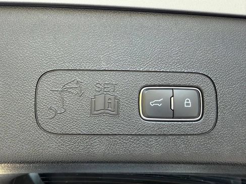 Used 2024 Lincoln Aviator Reserve AWD/4WD image 42