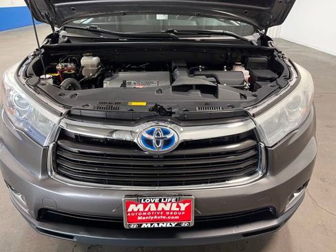 Used 2015 Toyota Highlander Limited image 9