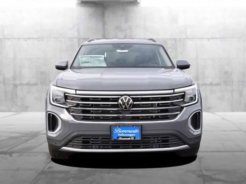 New 2026 Volkswagen Atlas SE image 4