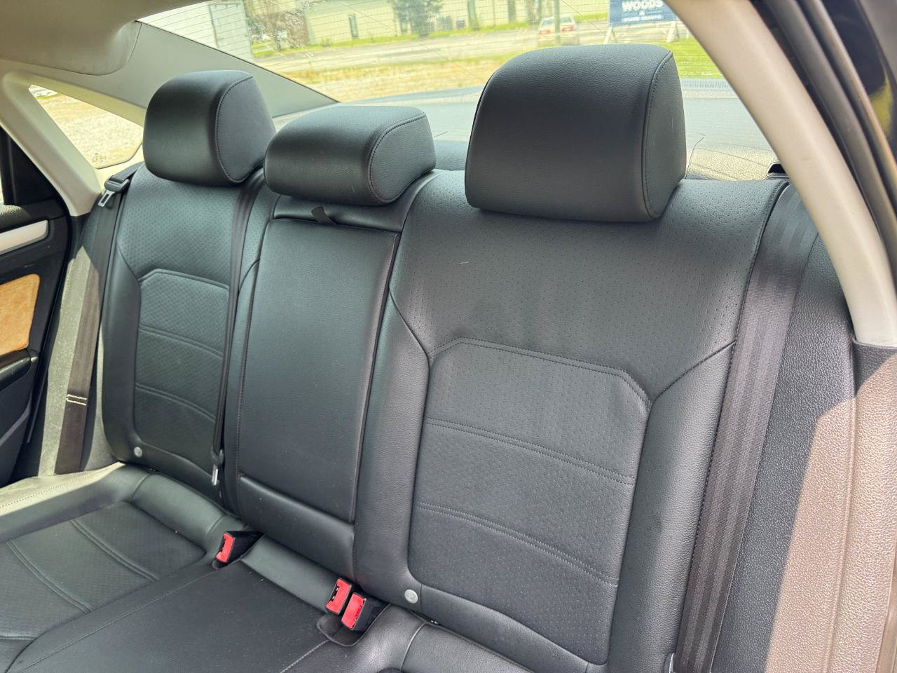 Used 2013 Volkswagen Passat TDI SE FWD image 15