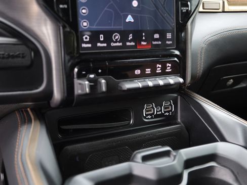 Used 2024 RAM 2500 Limited w/ Towing Technology Group AWD/4WD image 24