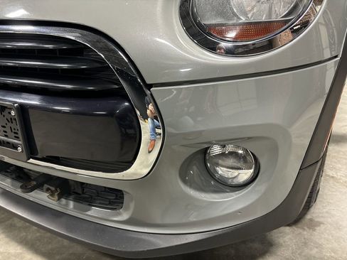 Used 2019 MINI Cooper 2-Door Hardtop w/ Storage Package image 31