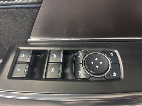 Used 2025 Ford F150 Platinum w/ Equipment Group 702A High image 27