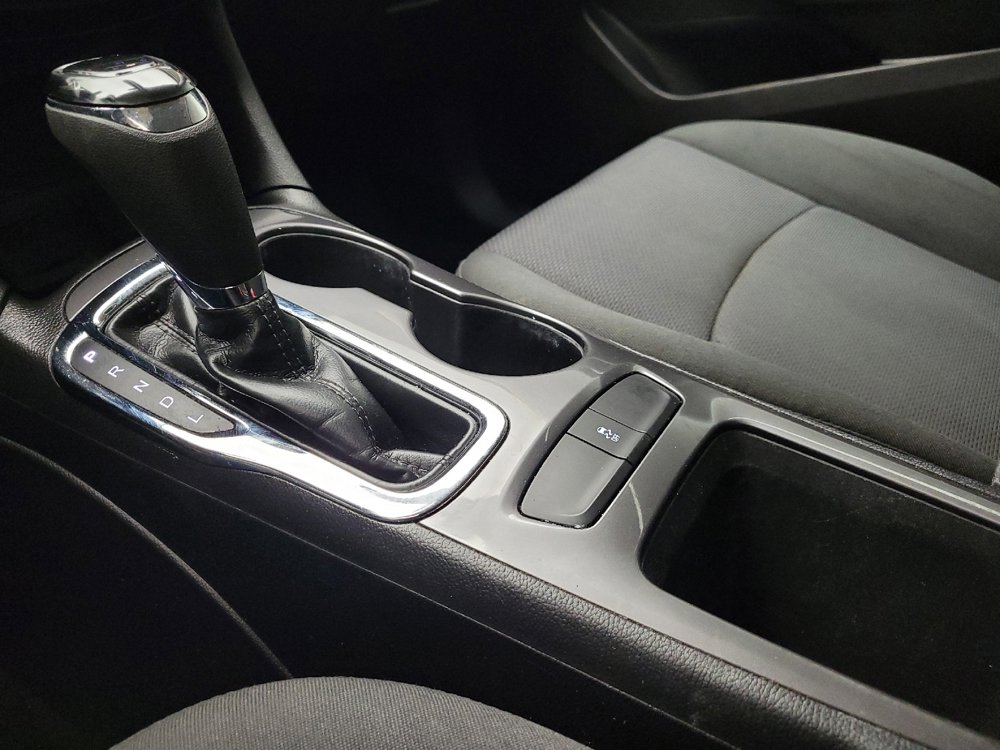 Used 2018 Chevrolet Cruze LT FWD image 26