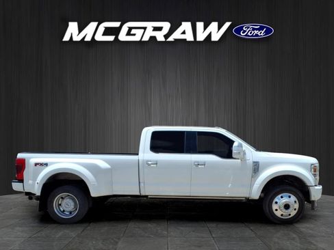 Used 2020 Ford F450 Platinum w/ FX4 Off-Road Package AWD/4WD image 7