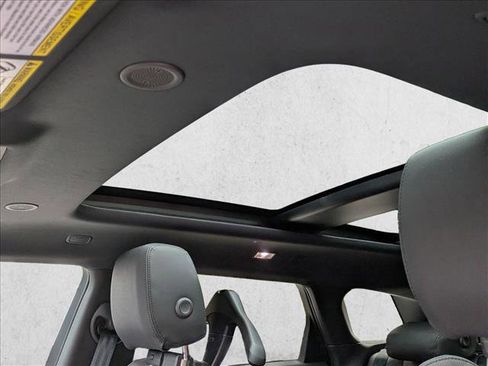 New 2026 Land Rover Range Rover Evoque S image 14