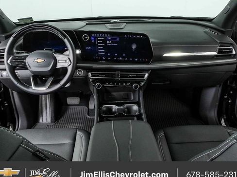 Certified 2025 Chevrolet Traverse LT w/ Enhanced Driving Package FWD image 19
