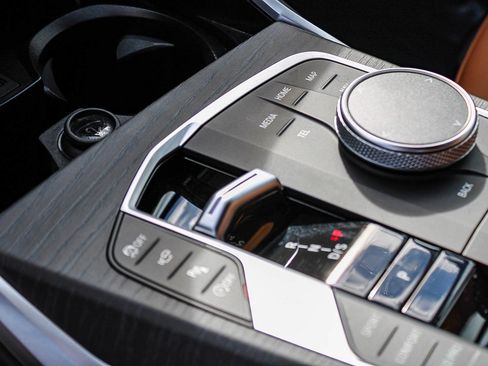 Certified 2025 BMW 430i w/ Parking Assistance Package image 19