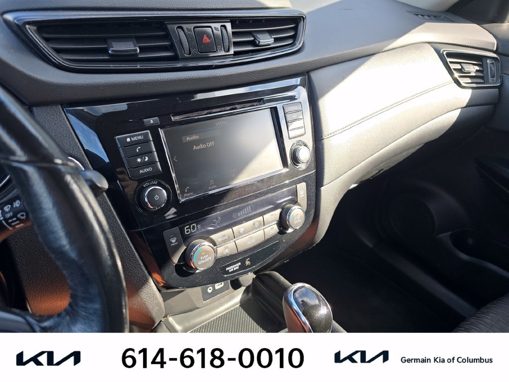 Used 2019 Nissan Rogue SV AWD/4WD image 23