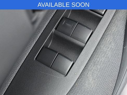 Used 2025 Toyota Corolla LE FWD image 12