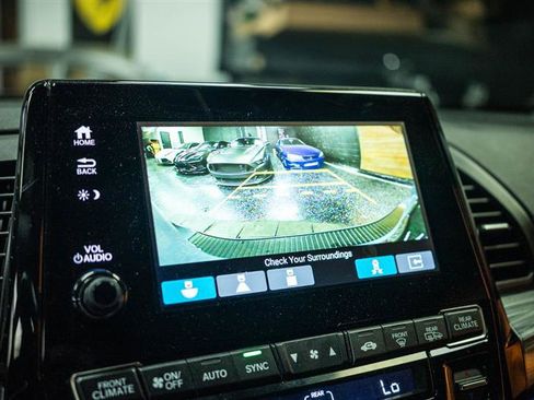 Used 2023 Honda Odyssey Elite image 23