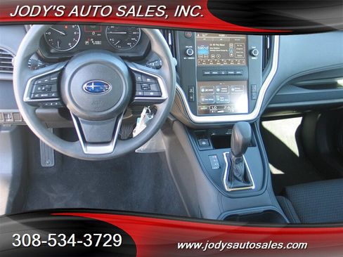 Used 2024 Subaru Outback image 6