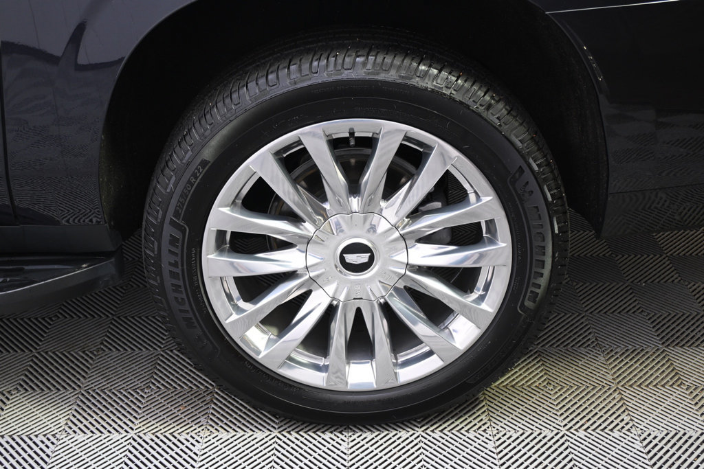 Certified 2024 Cadillac Escalade ESV Premium Luxury w/ Performance Package AWD/4WD image 20