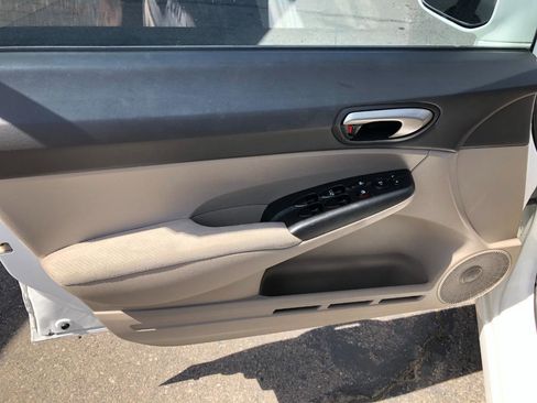 Used 2010 Honda Civic LX image 10