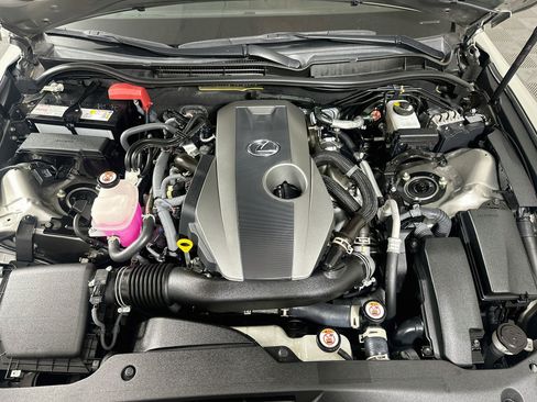 Used 2023 Lexus IS 300 w/ Comfort Package RWD image 33
