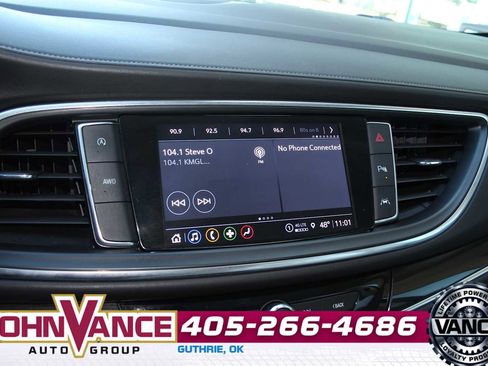 Used 2023 Buick Enclave Essence image 35