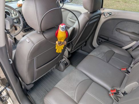 Used 2004 Chrysler PT Cruiser Limited image 17