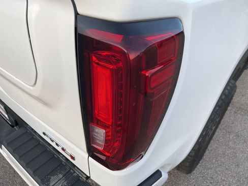 Used 2022 GMC Sierra 1500 AT4 w/ AT4 Premium Package image 47