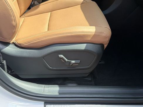 New 2026 Hyundai Santa Fe Calligraphy FWD image 17