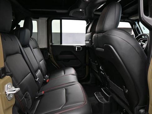 Used 2026 Jeep Wrangler Unlimited Rubicon image 45