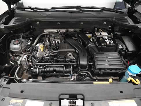 Used 2024 Volkswagen Taos S AWD/4WD image 3