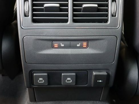 Used 2026 Jaguar F-PACE R-Dynamic S image 35