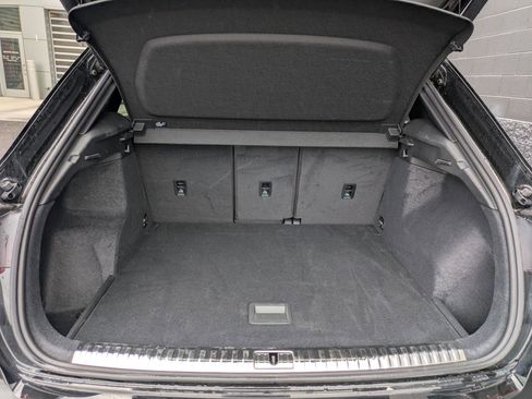 Certified 2025 Audi Q3 2.0T Premium Plus w/ Premium Plus Package image 26