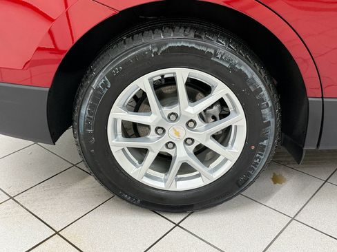Certified 2024 Chevrolet Equinox LT FWD image 14