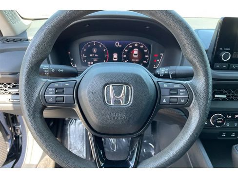 Used 2023 Honda Accord EX image 33