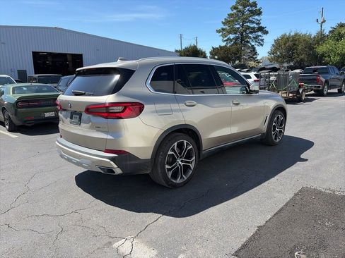 Used 2019 BMW X5 xDrive40i w/ Executive Package image 7