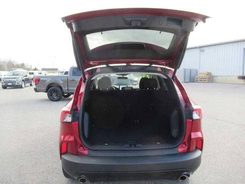 Used 2022 Ford Escape SE w/ SE Sport Appearance Package AWD/4WD image 18