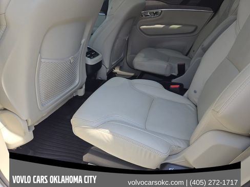 Certified 2023 Volvo XC90 B6 Ultimate w/ Protection Package Premier AWD/4WD image 32