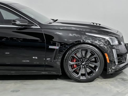 Used 2019 Cadillac CTS V image 15