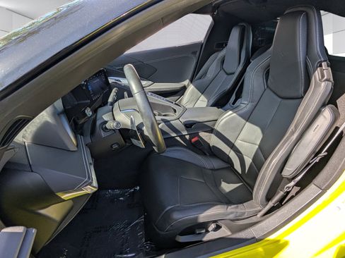 Used 2023 Chevrolet Corvette 1LT w/ Z51 Performance Package image 9