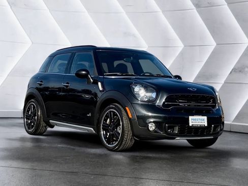 Used 2016 MINI Cooper Countryman S image 3