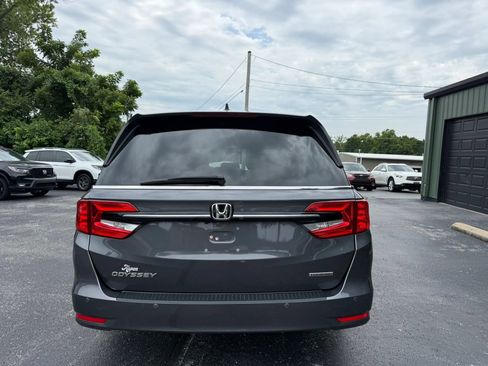 Used 2023 Honda Odyssey Touring image 5