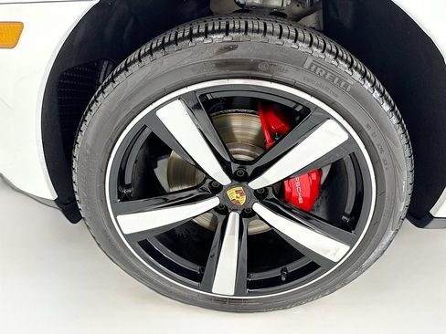 Used 2026 Porsche Macan S AWD/4WD image 29